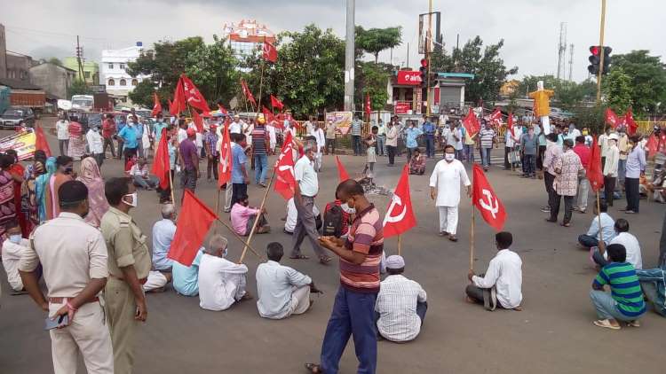 Farm Bills: Farmers Protest Rock Punjab, Haryana & UP; Several Highways Leading To Delhi Blocked