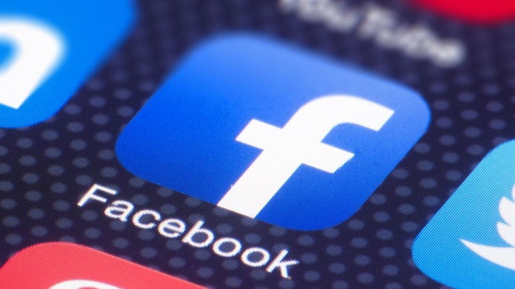 Facebook To Boost Original News Reporting, Downgra