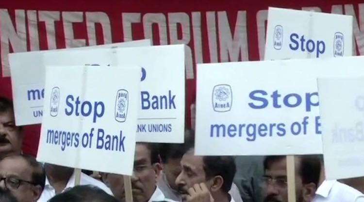 PSU BANK EMPLOYEES PROTEST AGAINST CENTRE’S MERGER