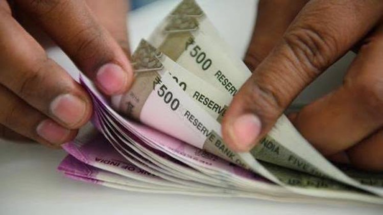 Purchase of rupees in London forex market increase