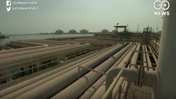 Iran Discovers Massive Oil Field