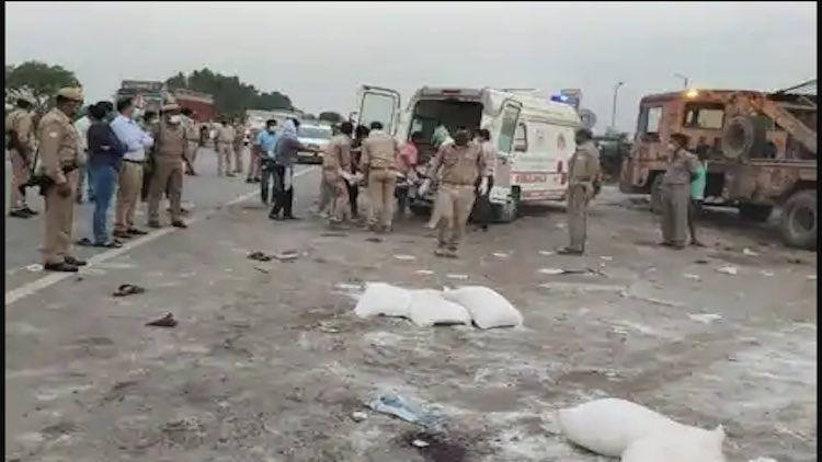 24 Migrants Killed In Auraiya Road Accident, Akhil