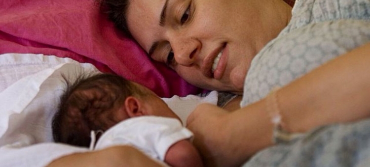 Breastfeeding Link to COVID-19 is Negligible, Says