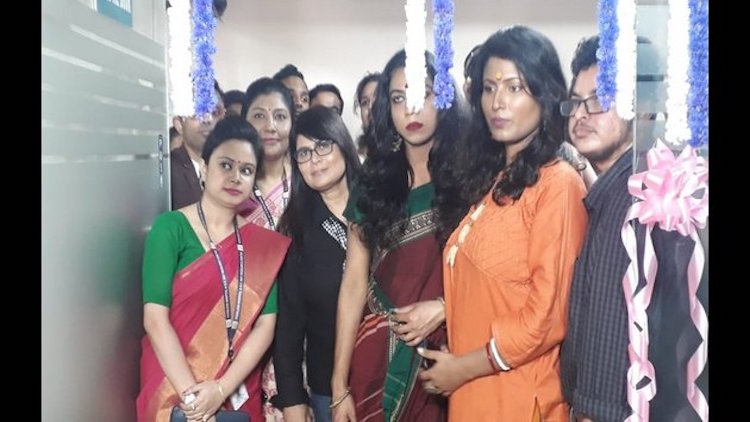 First Clinic For Transgenders Opened In Kolkata