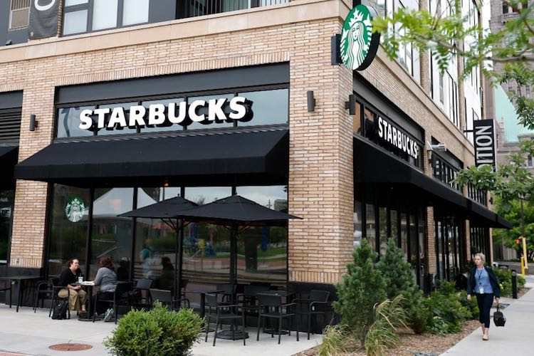 Locking of Starbucks outlets in US-Canada, prepari
