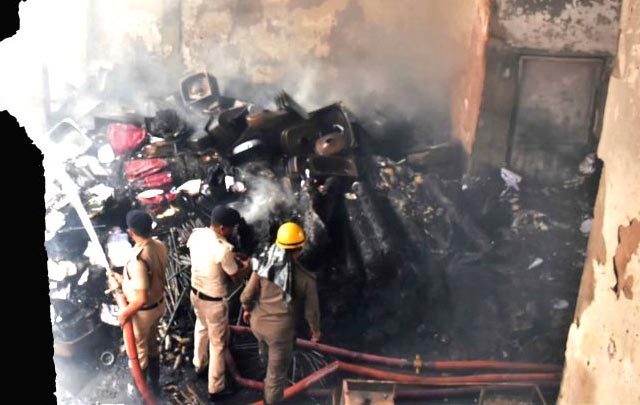 Delhi: 9 Dead In Godown Fire