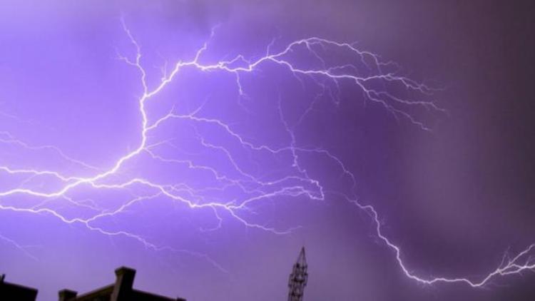 Lightning strikes, 10 in Bihar and three in Uttara