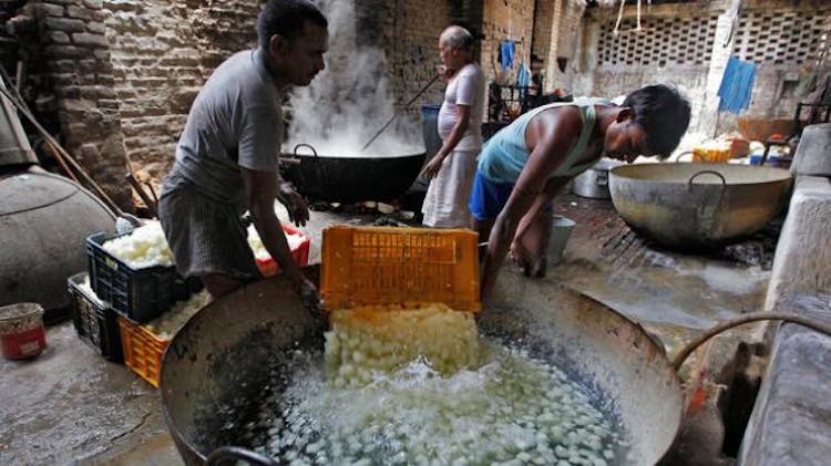 Agra's Petha Industry Hit By Lockdown