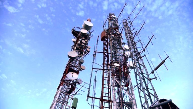 Lockdown Shrinks Telecom Sector, Urban Teledensity