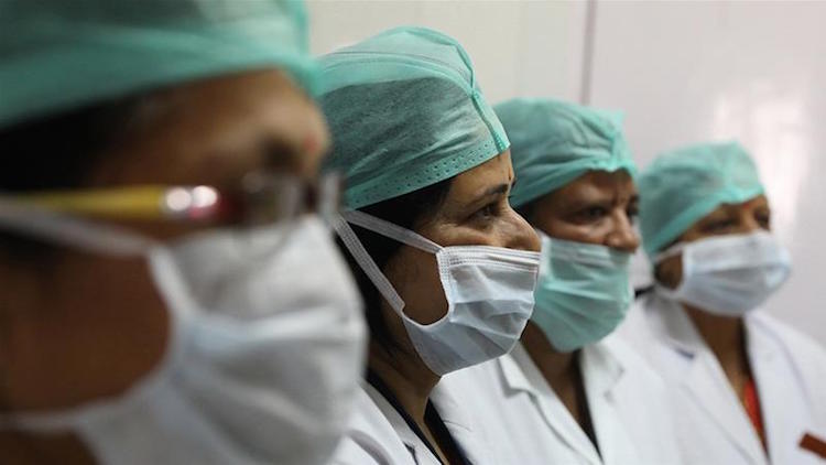 Corona positive of Delhi's cancer hospital, three 